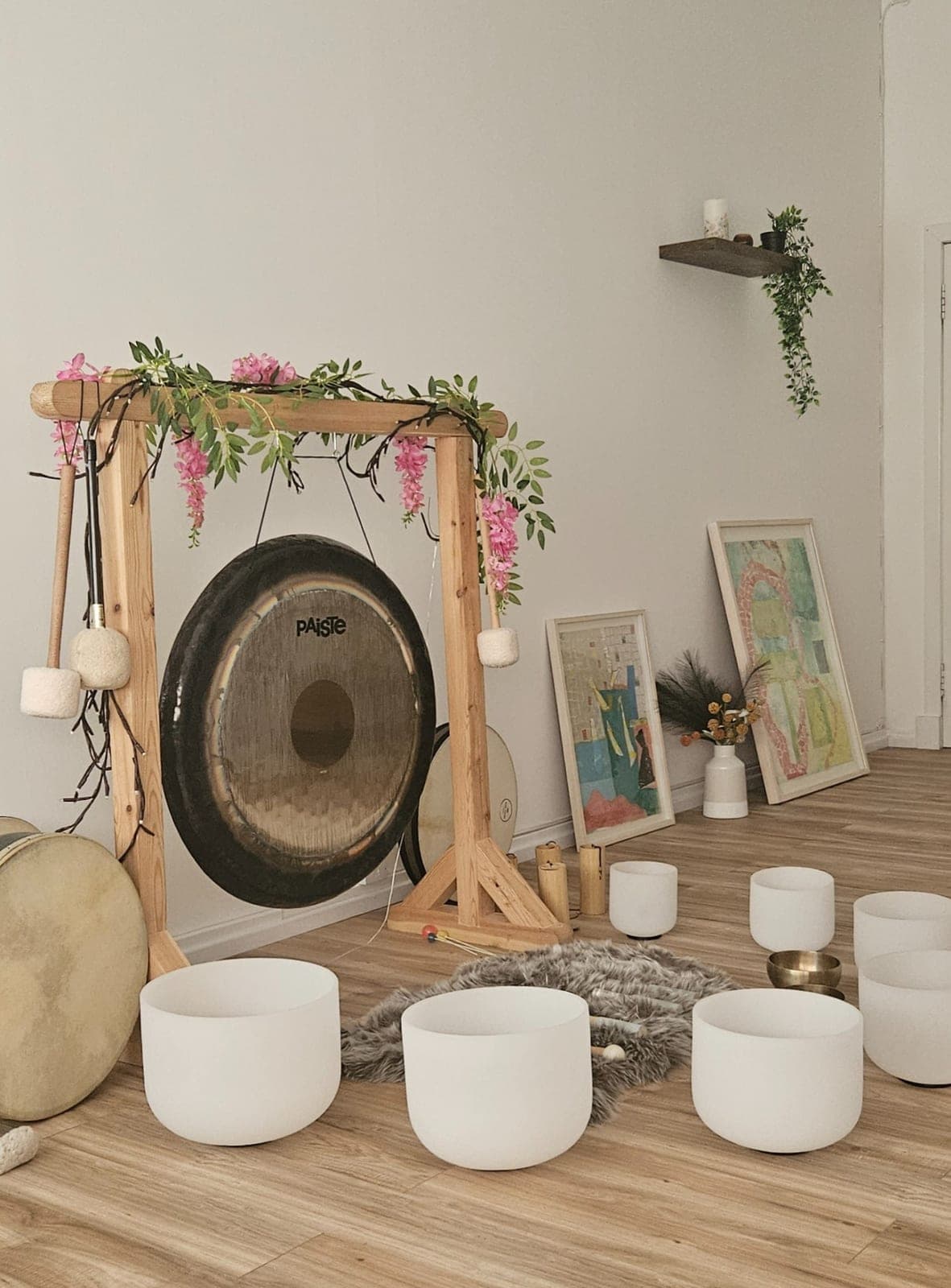 Gong and crystal singing bowls used during Glasgow sound bath sessions